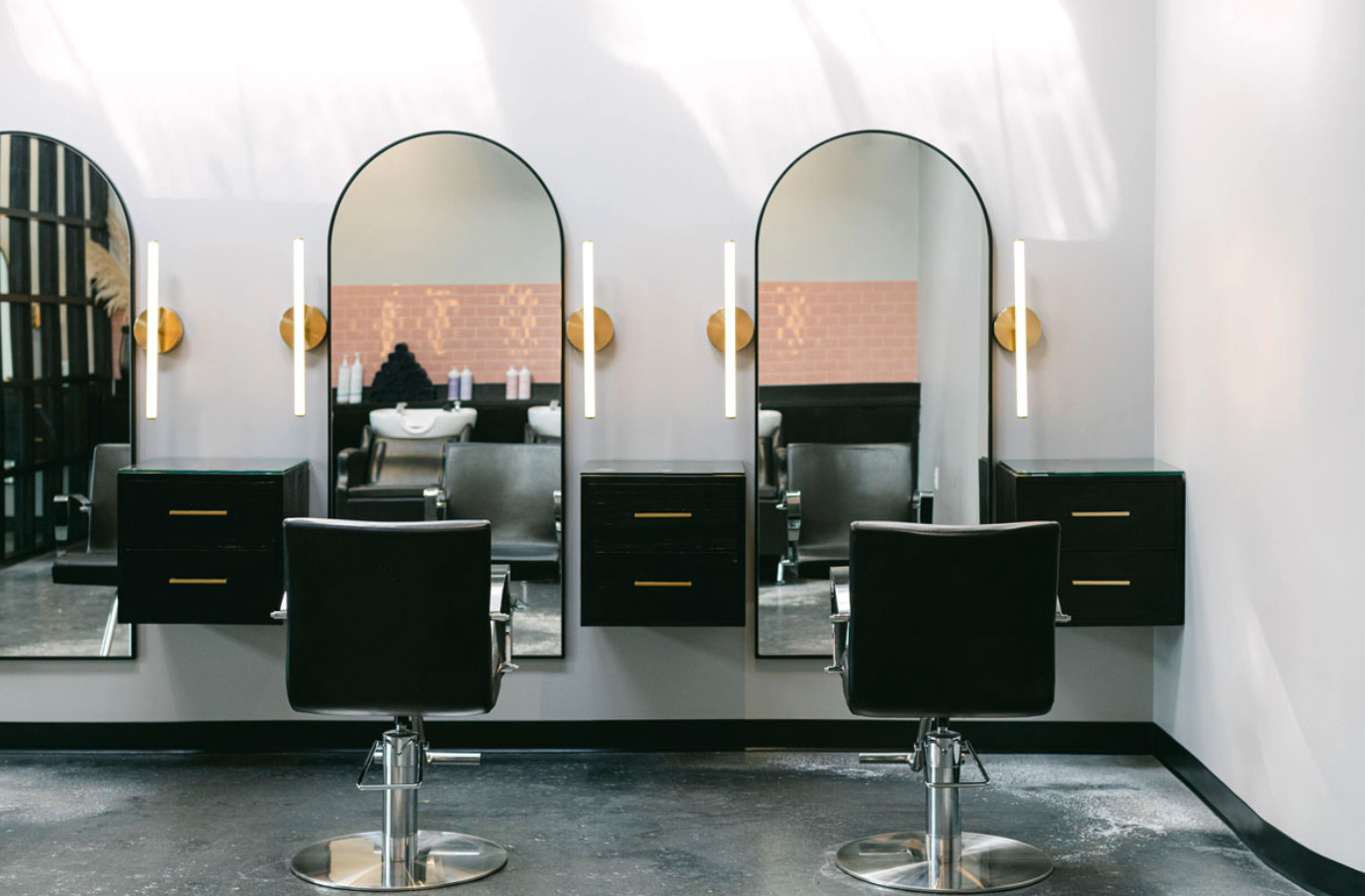 New color and blowdry bar Tinte, the sister salon to Sirène, opens at The Works